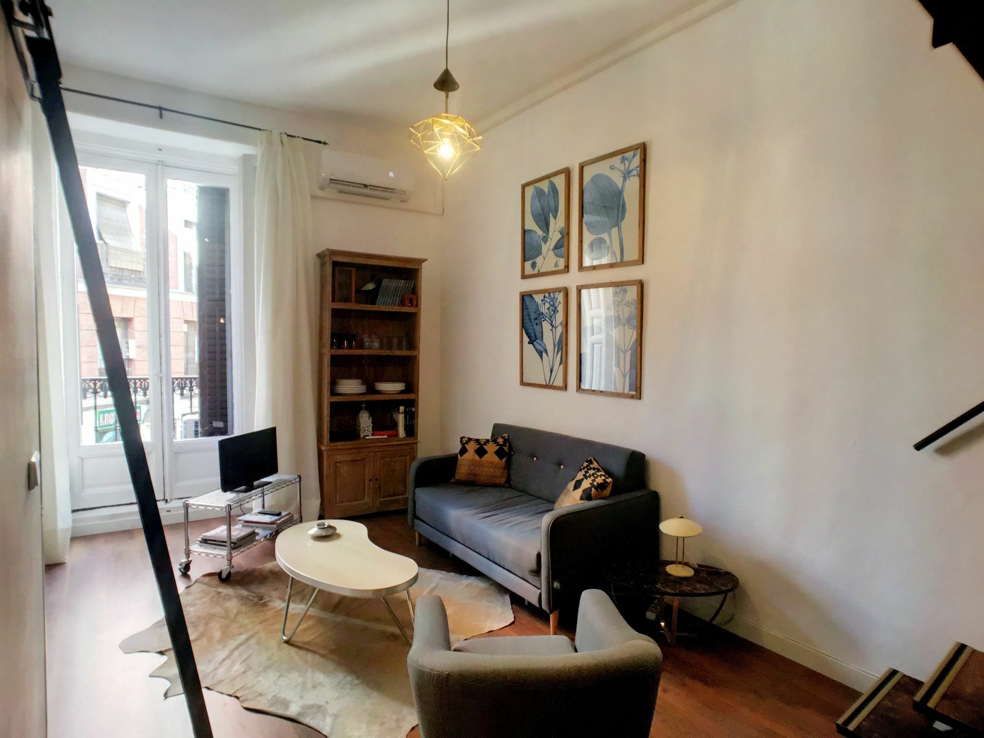 Apartments In Lavapies By Allo Housing Madrid Luaran gambar